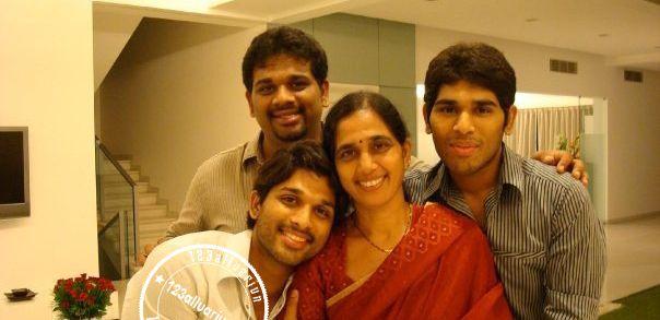 Allu Arjun Rare & Unseen Photos with Lovely Family