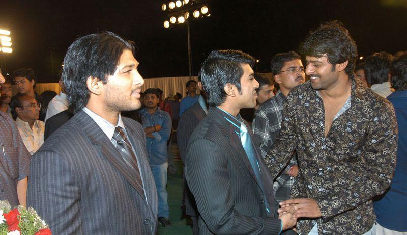 Allu Arjun Rare & Unseen Photos with Lovely Family