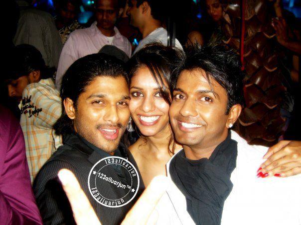 Allu Arjun Rare & Unseen Photos with Lovely Family