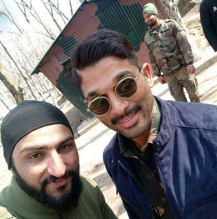 Allu Arjun working stills right from the sets of Naa Peru Surya