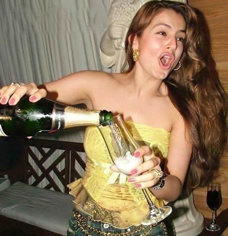 Ameesha Patel NEVER SEEN Unseen Photos