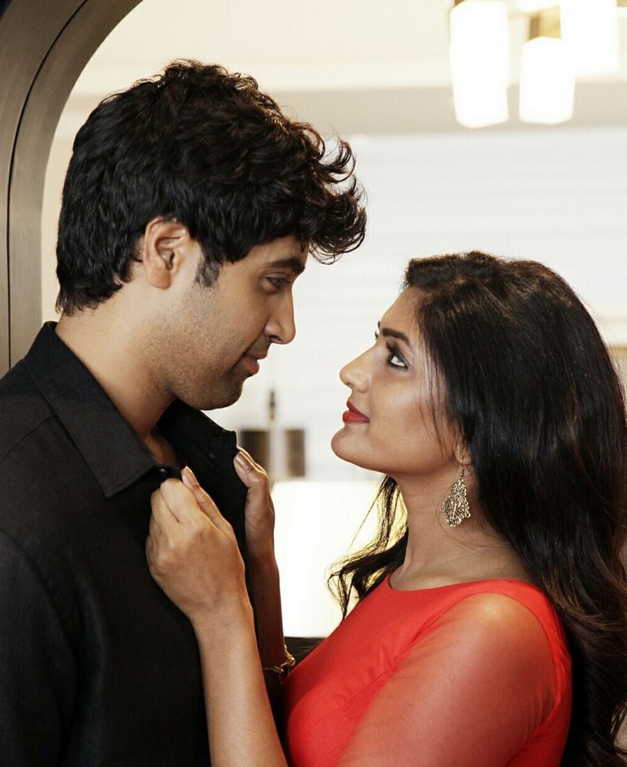 Amitumi Working Stills