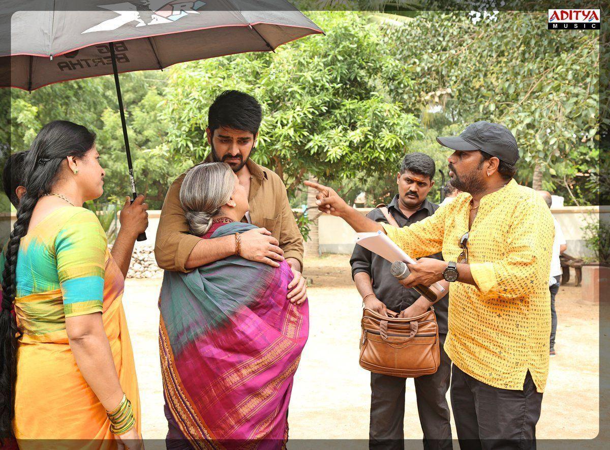 Ammammagarillu Movie New Stills & Posters