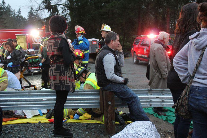 Amtrak Train Derails in Washington State Photos