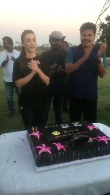 Amy Jackson Celebrates Her Birthday On Rajinikanth’s 2.0 Sets