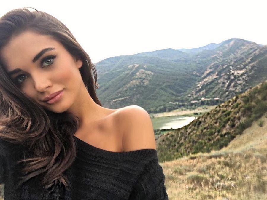 Amy Jackson Private Moments Photos Goes Viral On Internet