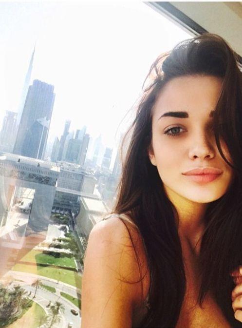 Amy Jackson Private Moments Photos Goes Viral On Internet