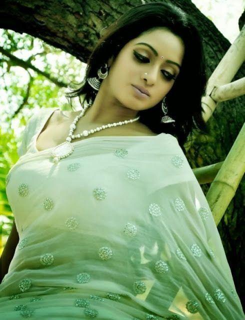 Anchor Udaya Bhanu Rare & UNseened Photos