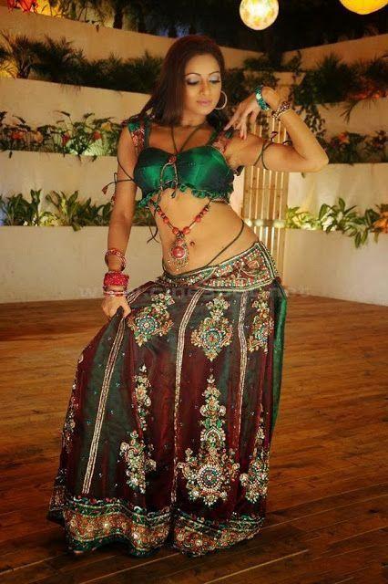 Anchor Udaya Bhanu Rare & UNseened Photos