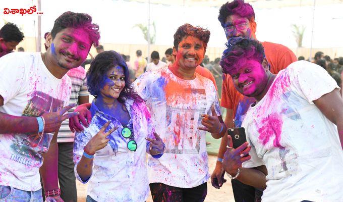 Andhra Pradesh Holi 2018 Celebrations Photos