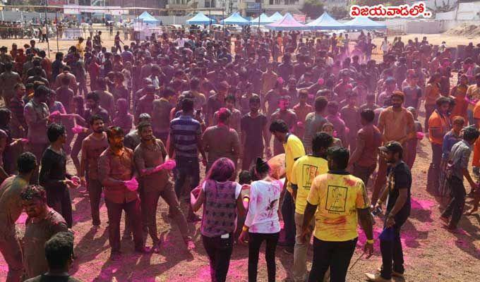 Andhra Pradesh Holi 2018 Celebrations Photos