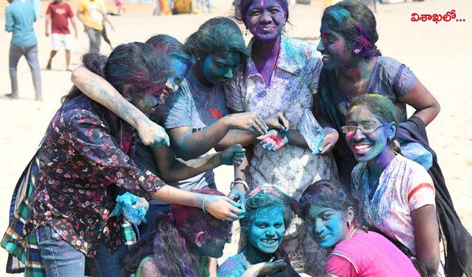 Andhra Pradesh Holi 2018 Celebrations Photos