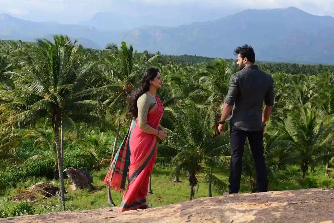 Anushka Bhaagamathie New Posters