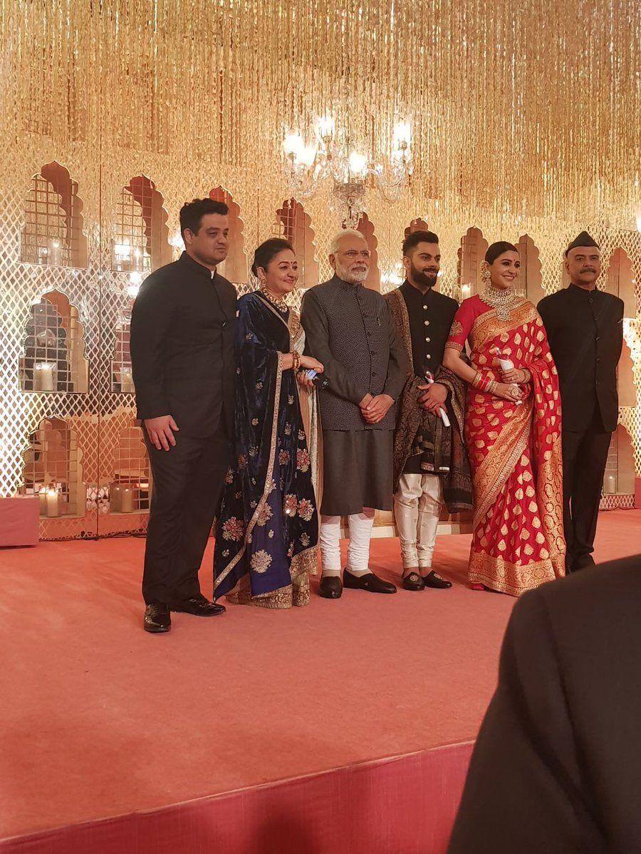 Anushka Sharma & Virat Kohli Wedding Reception Photos