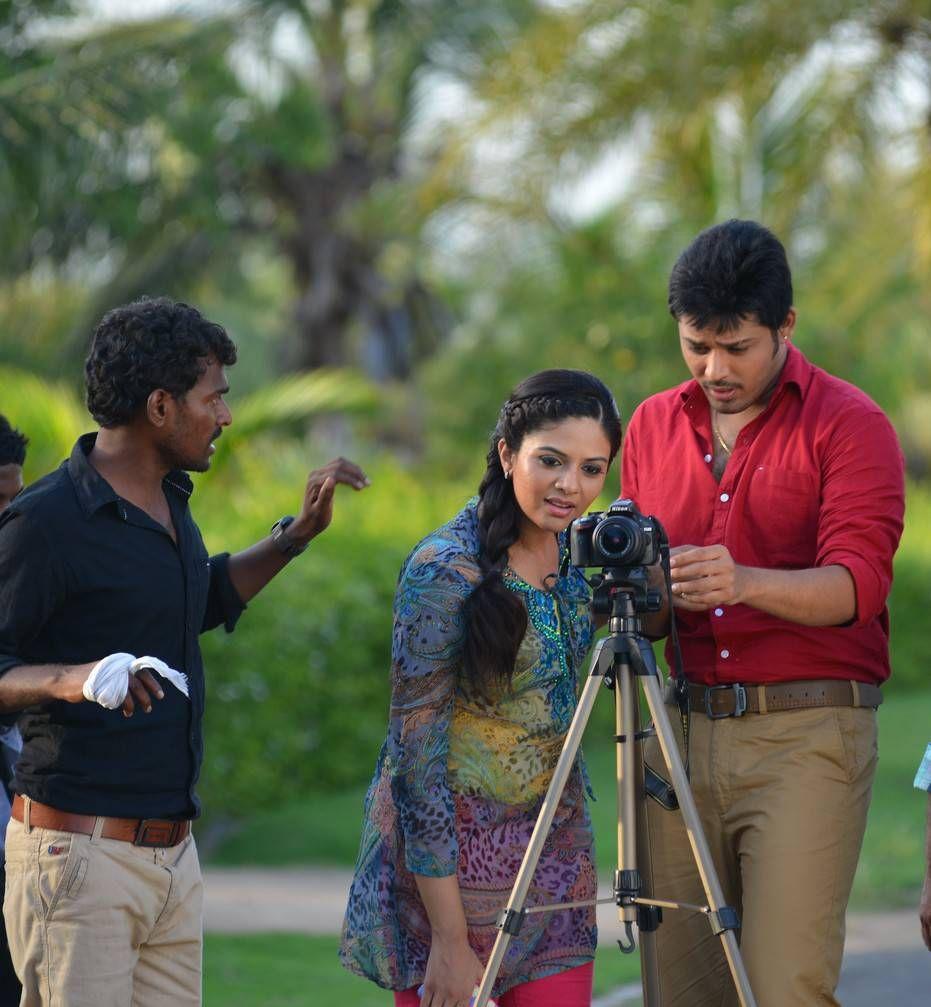B Tech Babulu Telugu Movie Working Stills