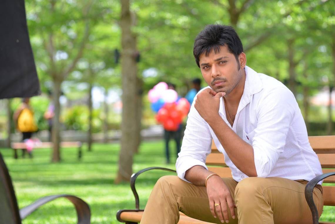 B Tech Babulu Telugu Movie Working Stills