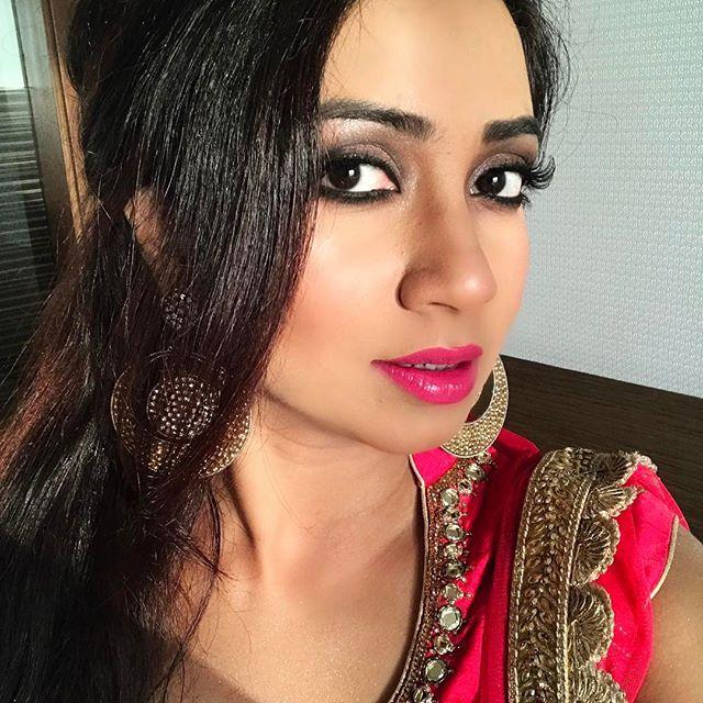 B'day Special: Rare & Unseen Photos Of Popular Singer Shreya Ghoshal