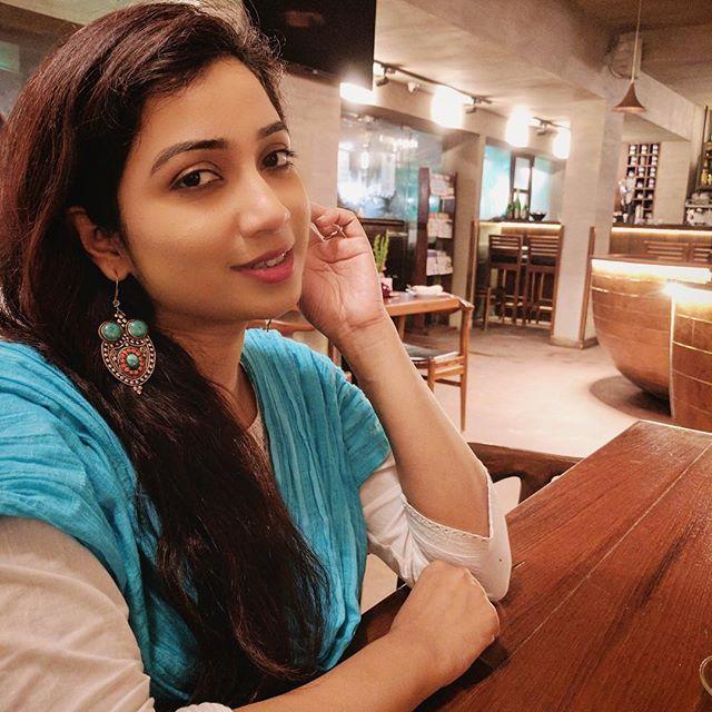 B'day Special: Rare & Unseen Photos Of Popular Singer Shreya Ghoshal