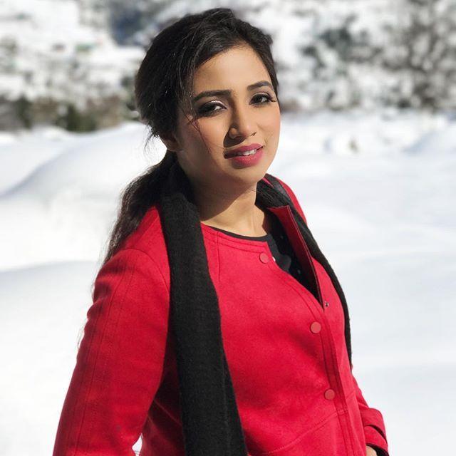 B'day Special: Rare & Unseen Photos Of Popular Singer Shreya Ghoshal