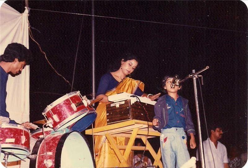 B'day Special: Rare & Unseen Photos Of Popular Singer Shreya Ghoshal