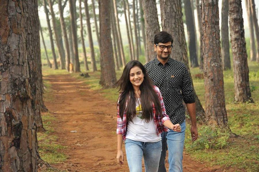 Babu Baga Busy Movie New Posters & Stills