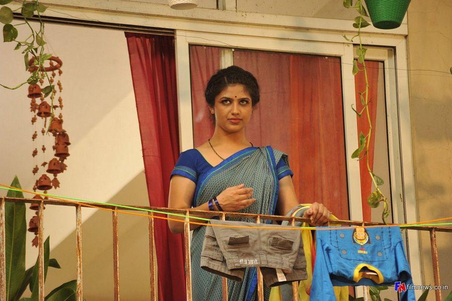 Babu Baga Busy Telugu Movie Hot Stills & Posters