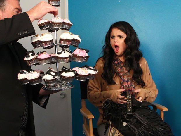 Badly Timed Photos Of Celebrities That Are Too Embarrassing