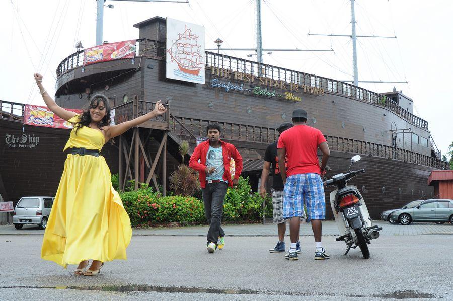 Balapam Patti Bhama Odilo Movie Stills & Posters