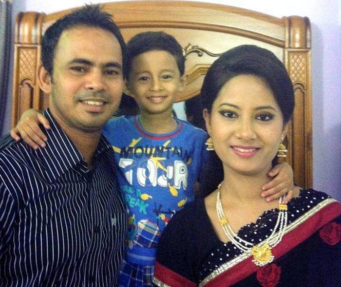 Bangladeshi Cricketers Wives & family Unseen photos