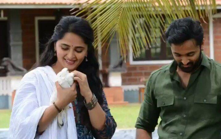 Bhaagamathie New Posters & Stills