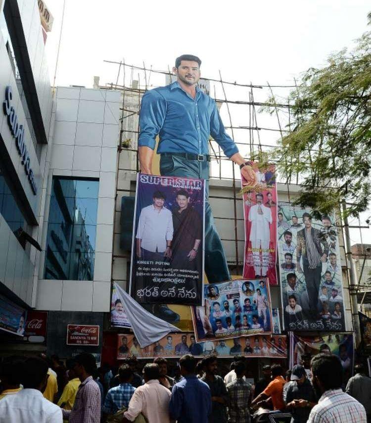 Bharath Ane Nenu Movie hungama at theaters Photos