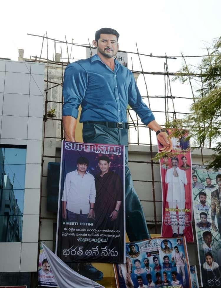 Bharath Ane Nenu Movie hungama at theaters Photos