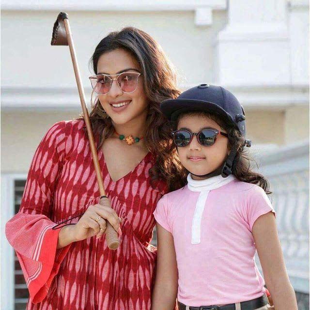 Bhaskar Oru Rascal Movie Latest Stills & Posters