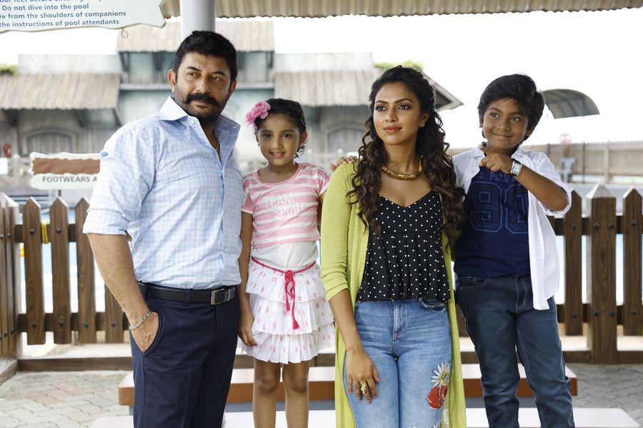 Bhaskar The Rascal Tamil Movie Latest Stills