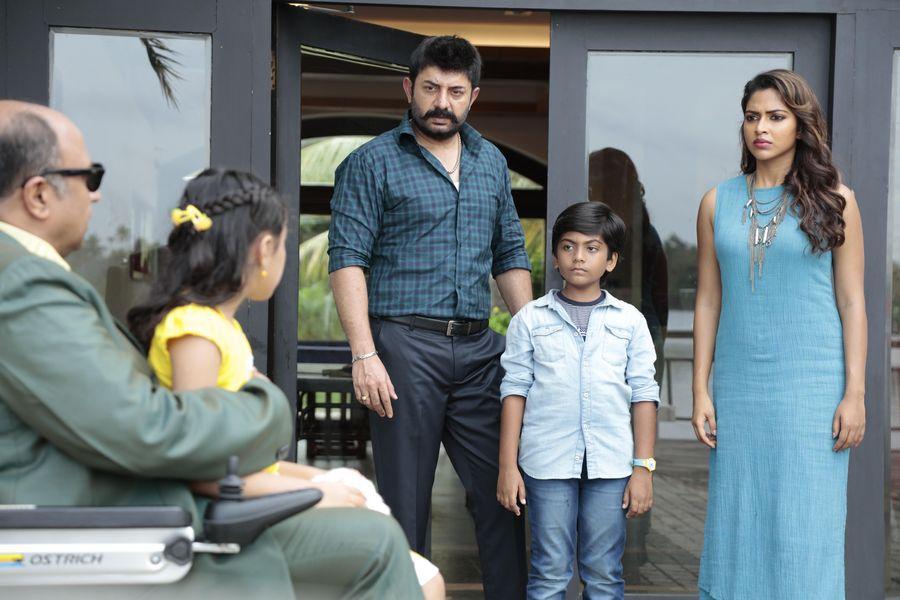 Bhaskar The Rascal Tamil Movie Latest Stills