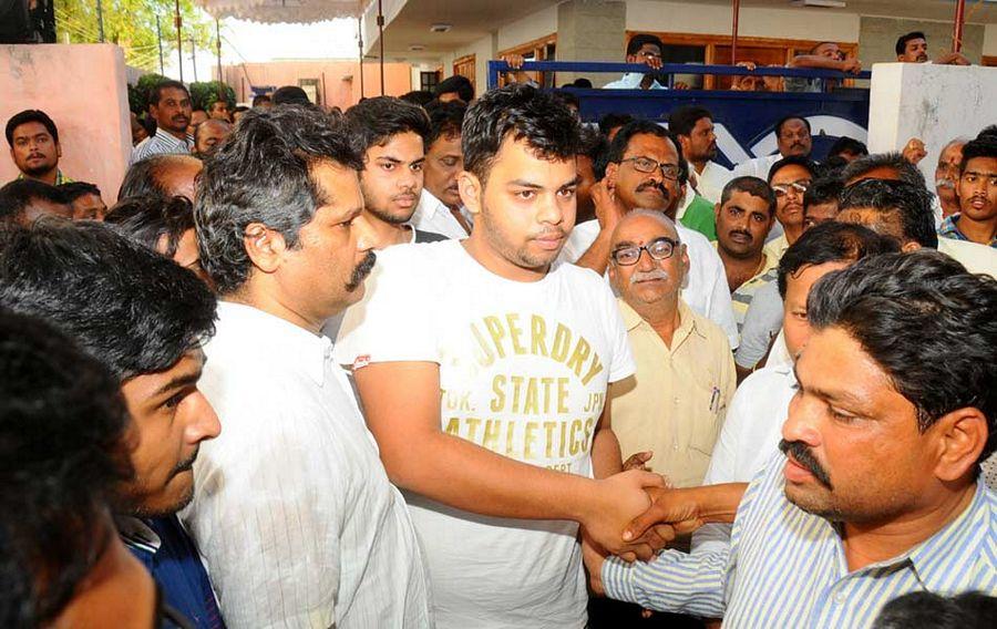 Bhuma Nagi Reddy Condolence Photos