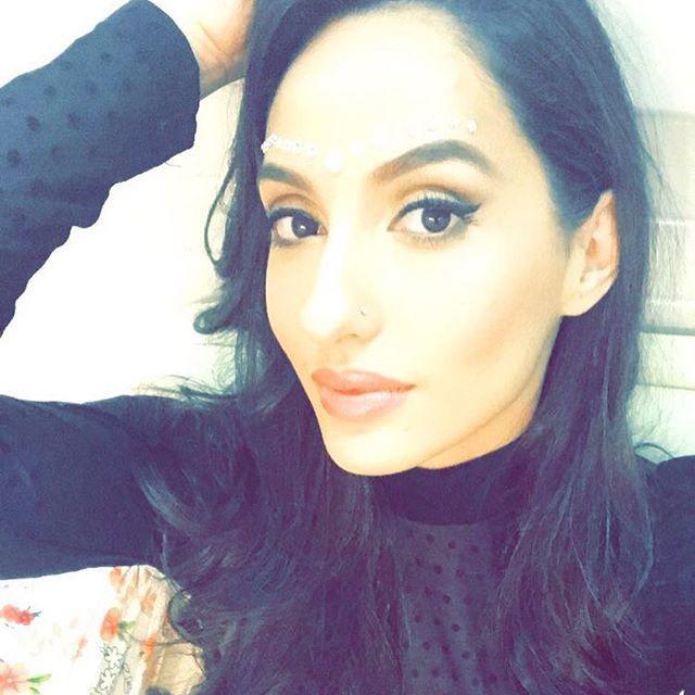 Bigg Boss 9 Contestant: Nora Fatehi Unseen Hot & Spicy Photos Collection