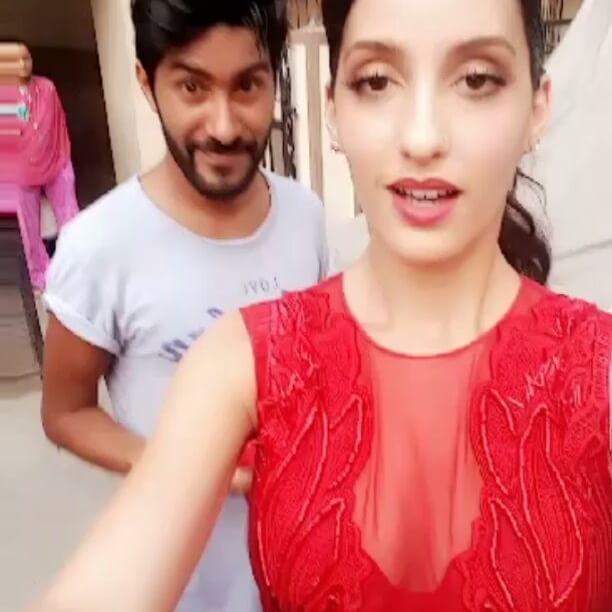 Bigg Boss 9 Contestant: Nora Fatehi Unseen Hot & Spicy Photos Collection