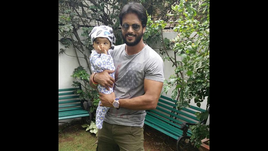 Bigg Boss Aadarsh Balakrishna Son Nirvaan Cute Photos