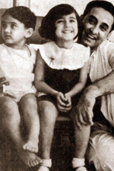 Birthday Special: Aamir Khan Rare & Unseen Photos Collections!