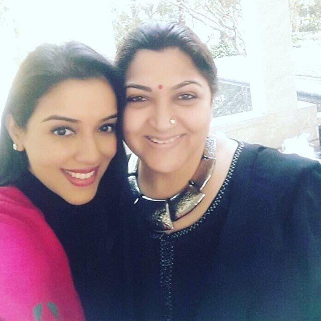 Birthday Special: Asin Thottumkal Rare & Unseen Photos