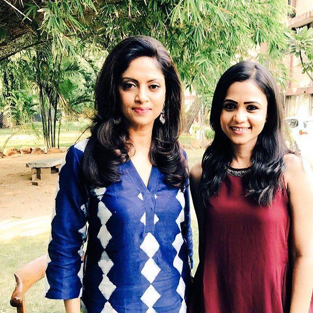 Side Actress Nadhiya Unseen Photos Collections!