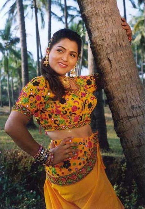 Birthday Special: Tamil Actress Khushboo Rare & Unseen Photos