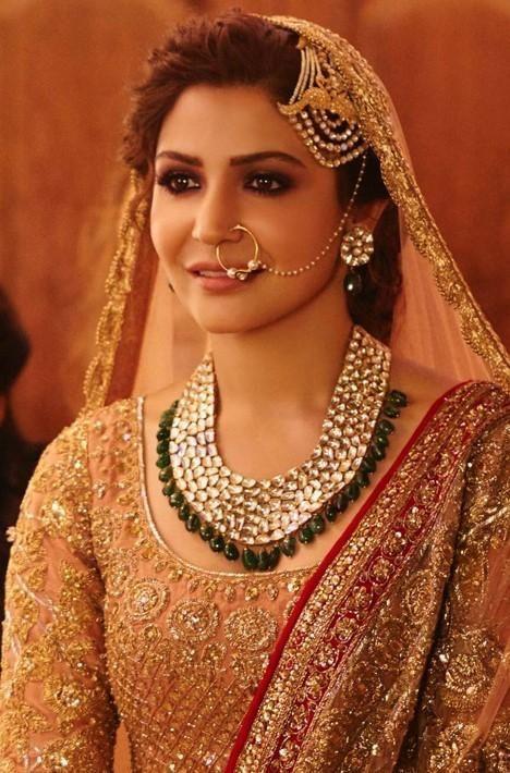 Bollywood Actress Anushka Sharma Bridal Look Photos