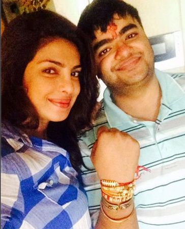 Bollywood Celebrities Sickest Selfies Photos