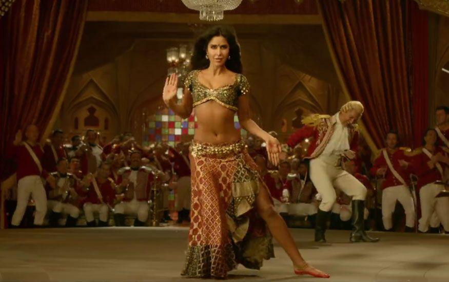 Bollywood Film Thugs of Hindostan Movie Latest Stills & Posters