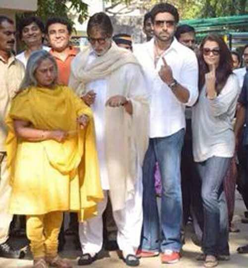 Bollywood Heros Their Family Unseen Photos