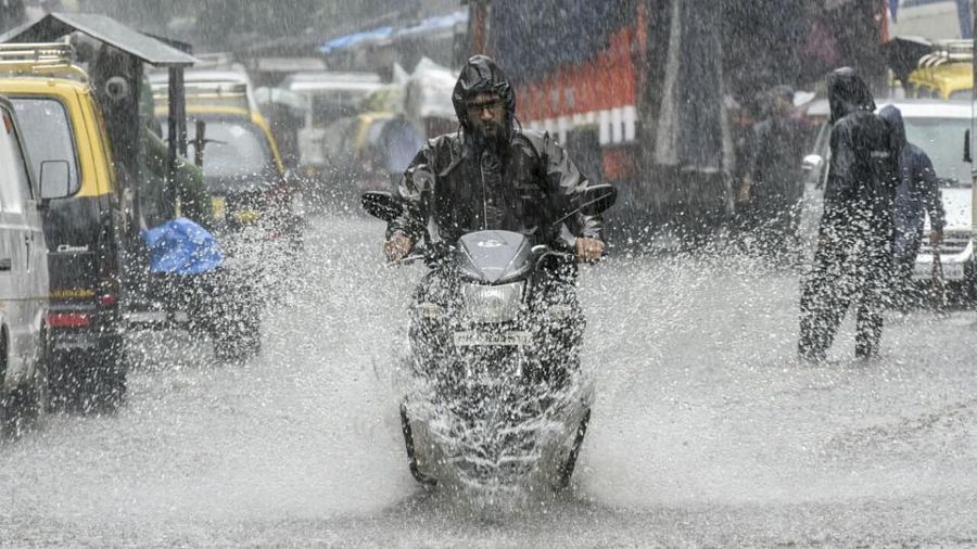 Bombay floods Rare Photos