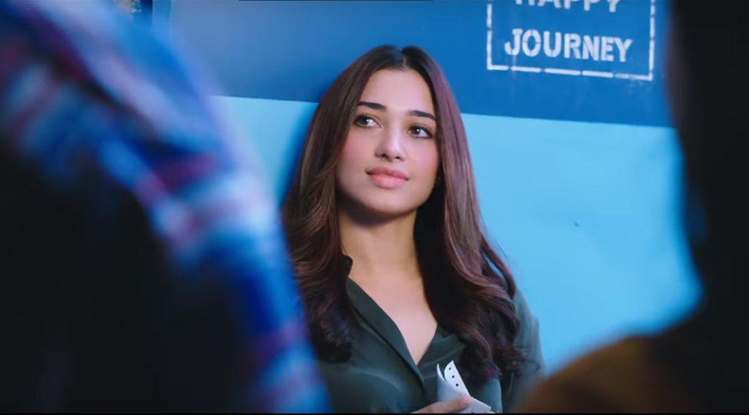 Brand New Posters & Working Stills of Naa Nuvve Movie