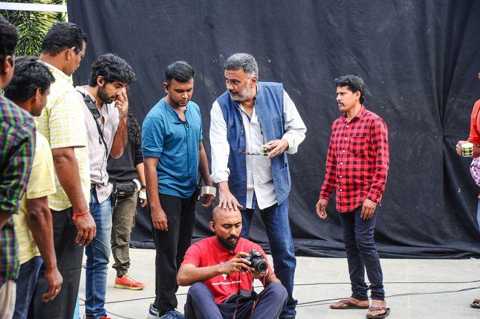 Brand New Posters & Working Stills of Naa Nuvve Movie